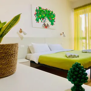 bed-and-breakfast-arco-dei-cappuccini.taorminaitalyhotels.com/